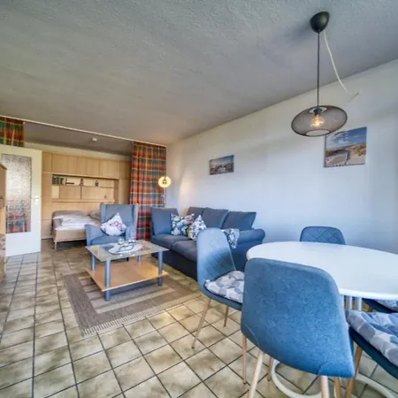 - Haus O, App 0o0104 *