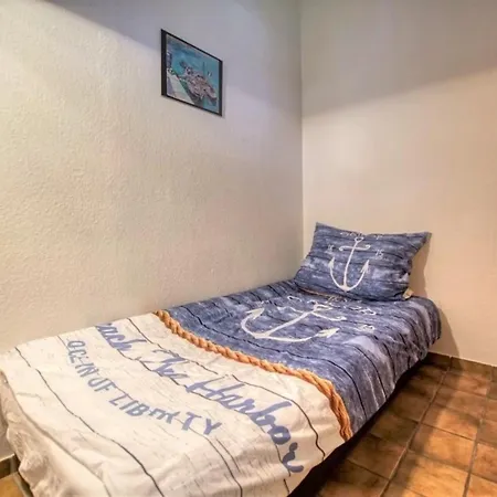 - Haus O, App 0o0104 Apartment