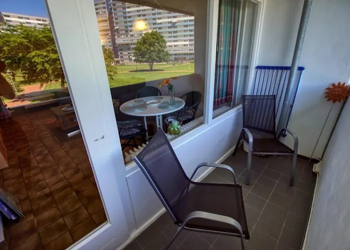 - Haus O, App 0o0104 *